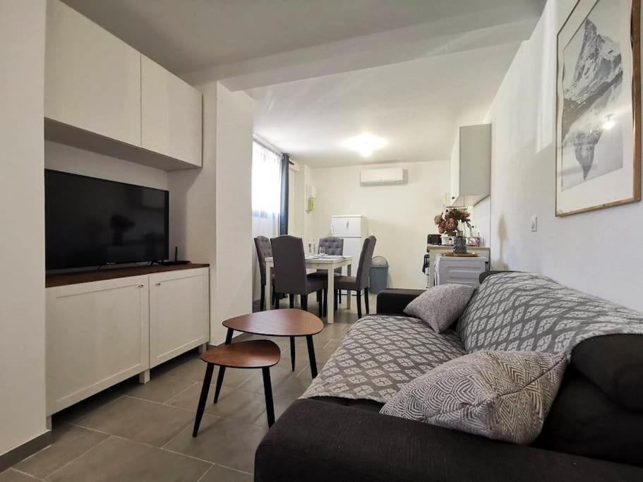 L'Elegant Duplex - Clim I Wifi I Proche Du Centre-Ville Miramas Exteriör bild